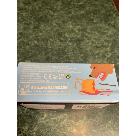 Dumb Ways to Die Card Game: Hilarious Family Fun for Ages 12+ - Picture 2 of 5